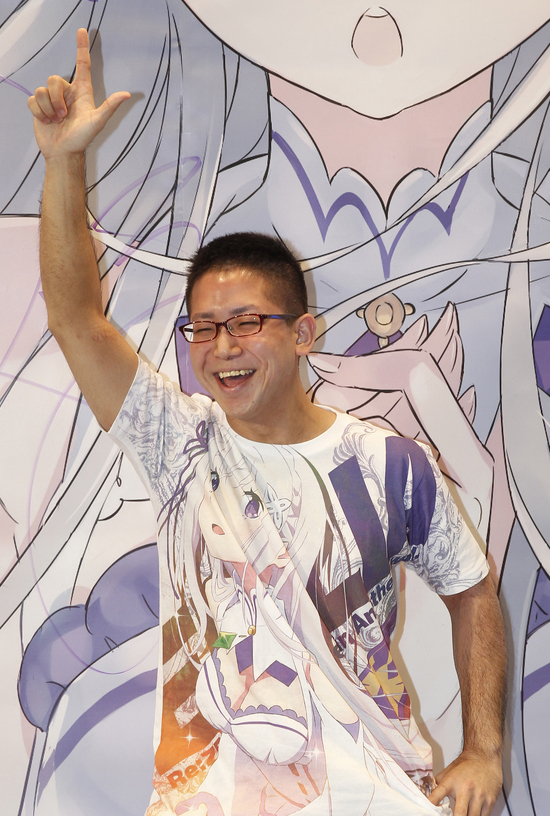 Mākslinieki Daichi Matsuse (No nulles: 1. un 3. daļa), Makoto Fuugetsu (No nulles: 2. daļa) Tappei Nagatsuki (rakstnieks) un Cocho (Granblue), Shinichirou Otsuka (mākslinieks vieglajiem romāniem)