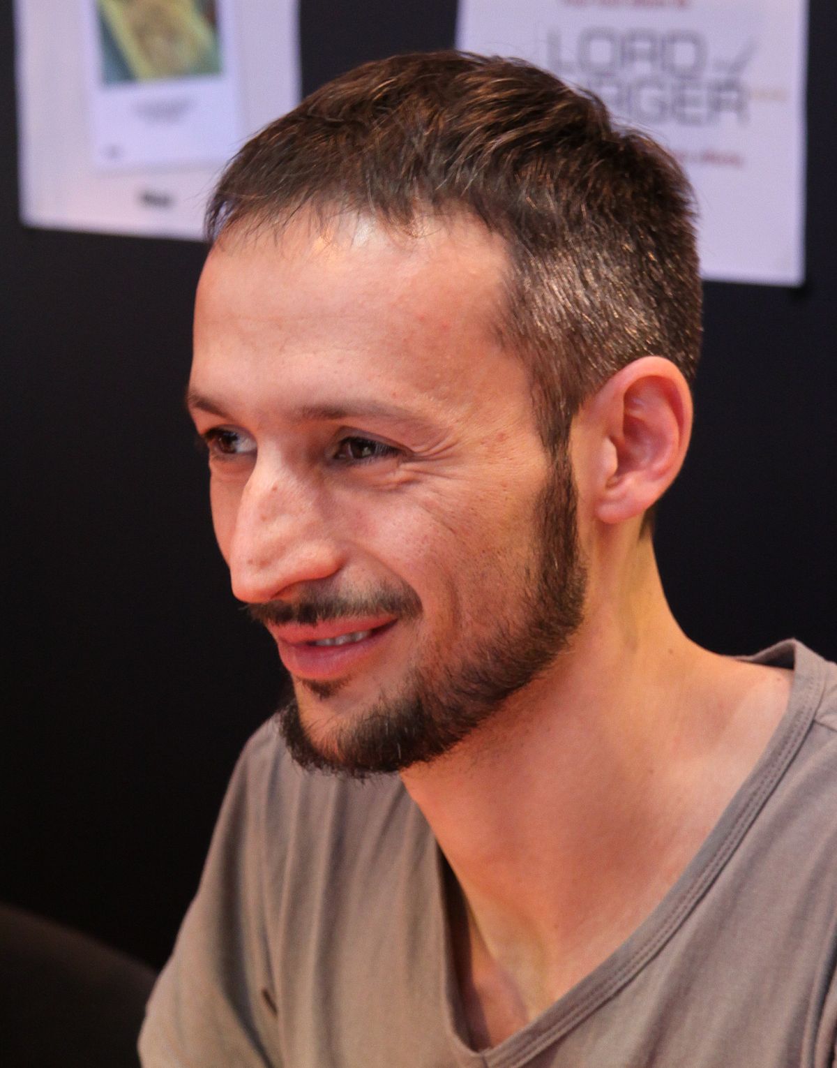 Kristofers Arlestons. Alesandro Barbuči. Ehho spoguļpasaule