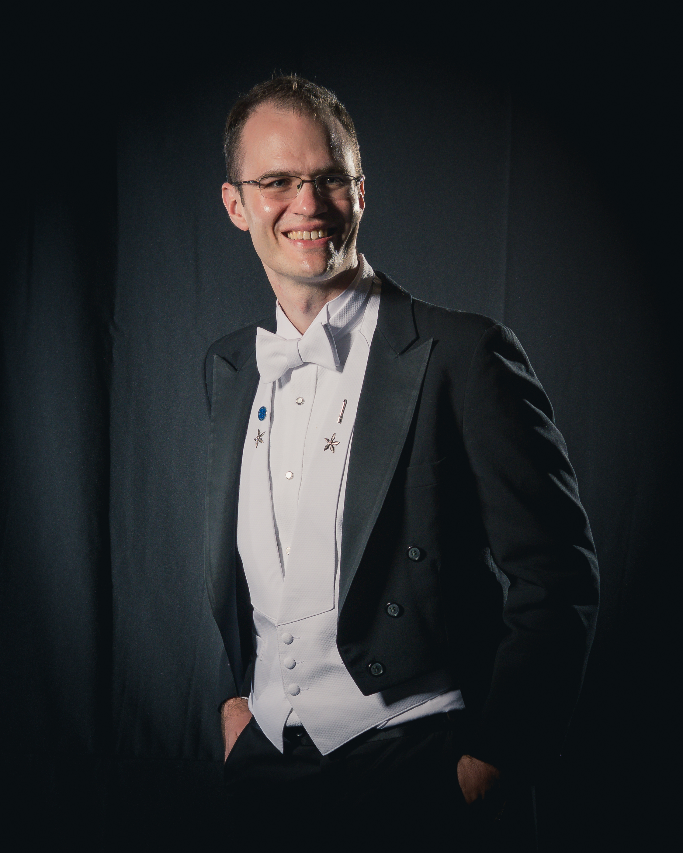 Amala El-Mohtara, Makss Gladstons. Kā zaudēt laika karā