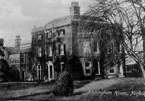 Sērs Henrijs Raiders Hegards. Alans Kvotermeins un citi