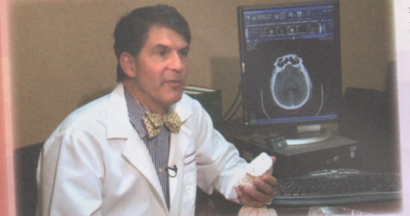 “Pēc nāves pastāv dzīve, un man tam ir pierādījumi”, sacīja neiroķirurgs Ebens Aleksandrs